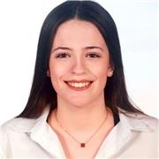 Estudiante primer año ADE. Capacitada para dar clase a niños y jóvenes de primaria y la ESO